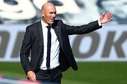 Bóng đá hôm nay 18/6: De Jong đã dọn tủ đồ để tới MU, PSG đàm phán với Zidane