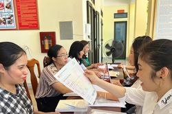 Bác bỏ tin đồn 46 học sinh tiểu học có chứng chỉ B2