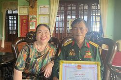 Cống hiến hết mình trên mọi mặt trận