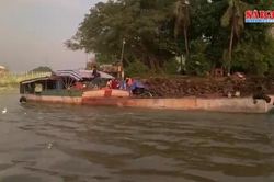 Truy bắt nhóm 'cát tặc' dùng máy bơm công suất lớn hút cát, nhảy xuống sông trốn thoát