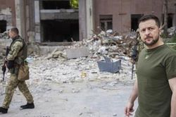 NATO cảnh báo chiến sự ở Ukraine có thể kéo dài nhiều năm