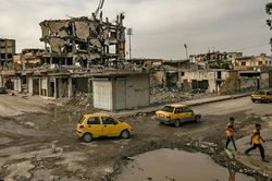 Xe buýt quân sự của Syria bị tấn công khiến 13 binh sĩ thiệt mạng