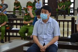Hình ảnh cựu Chủ tịch Hà Nội Nguyễn Đức Chung tại phiên phúc thẩm vụ Redoxy-3C