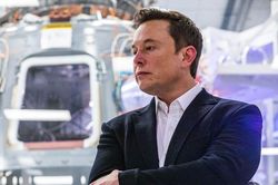 Lý do Trung Quốc lo ngại hệ thống Starlink của Elon Musk tại Ukraine