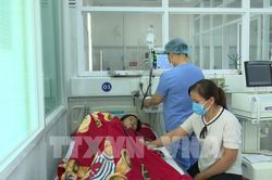 Hướng dẫn cách nhận biết triệu chứng và điều trị sốt xuất huyết tại nhà