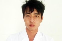 Đóng giả bác sĩ vào bệnh viện trộm hàng loạt điện thoại