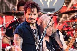 Nước đi mới của Depp