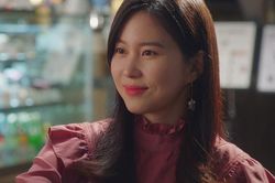 Chị đồng nghiệp ngồi cạnh gửi cho bạn trai tôi một bức ảnh, tôi sốc óc tới mức 'đứng hình'