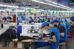 Sản xuất công nghiệp đồng loạt tăng tốc