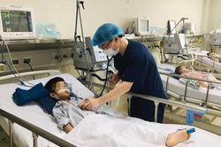 Nhiều trẻ bị viêm não Nhật Bản nặng do chưa tiêm vaccine đầy đủ