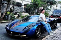 Pagani Huayra 80 tỷ của Minh Nhựa tắm nắng sau nửa năm 'trùm mền'