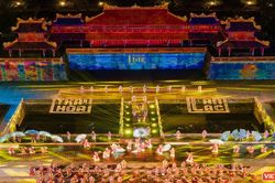 Festival Huế 2022: Rực rỡ sắc màu đêm khai mạc