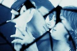 Một người chồng tốt không giữ được người đàn bà hư