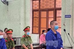 Giấu ma túy vào hộp chứa móng hổ để vận chuyển qua biên giới