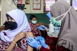 Indonesia thử nghiệm lâm sàng giai đoạn 3 vaccine ngừa COVID-19 nội