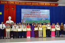 TP. Đông Hà biểu dương 20 gia đình tiêu biểu năm 2022