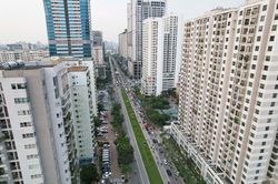 Hà Nội có thể sửa sai được gì ở tuyến đường nêm chặt 40 chung cư?