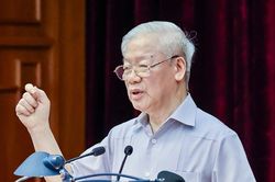 Tổng bí thư: 'Chống tham nhũng làm chùn bước người trót nhúng chàm'