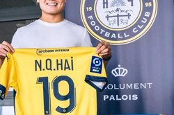 Quang Hải cho thấy bản lĩnh và tham vọng ở họp báo ra mắt Pau FC