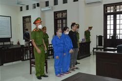 3 bị cáo lĩnh án 46 năm tù về tội 'Mua bán, tàng trữ trái phép chất ma túy'