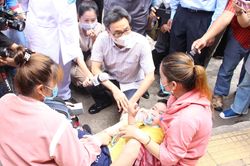 Tháo gỡ tình trạng thiếu thuốc, vật tư y tế