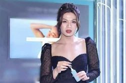 Ngỡ ngàng với nhan sắc đẹp không tỳ vết của Đào Bá Lộc dù qua cam thường