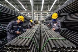 Ngành thép đối mặt khó khăn
