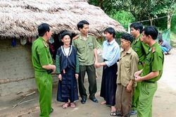Công an Quảng Trị: Công tác dân vận tiếp tục hướng về cơ sở