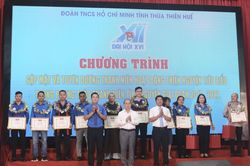 Chính trị - Xã hội Thanh niên Tuyên dương 10 thanh niên hoạt động thiện nguyện tiêu biểu giai đoạn 2017 - 2022