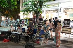 Một thuở đam mê Hạ Uy Cầm