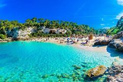 Thiên đường nghỉ dưỡng Mallorca dành cho giới nhà giàu có gì đặc biệt?