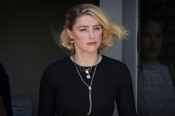 Amber Heard đệ đơn kháng cáo 43 trang