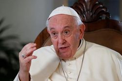 Giáo hoàng Francis phủ nhận tin đồn thoái vị
