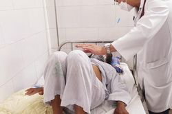 Hà Nội: Tăng vọt số ca mắc sốt xuất huyết, tay chân miệng
