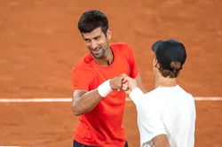Trực tiếp tennis Novak Djokovic vs Jannik Sinner: Hiện tại và tương lai