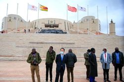 Trung Quốc tặng Zimbabwe tòa nhà quốc hội mới trị giá 400 triệu USD