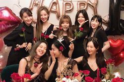 SNSD chính thức comeback với abum đầy đủ sau 5 năm vắng bóng