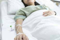 Truy tìm 'thủ phạm' khiến cô gái có biểu hiện tâm thần, nói nhảm rồi hôn mê