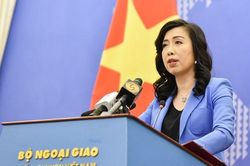 'Hai người Việt bị điều tra tại Tây Ban Nha' sức khỏe bình thường
