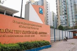 Thủ khoa kỳ thi vào lớp 10 THPT tại Hà Nội là học sinh của ngôi trường đình đám này