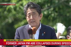 Cựu Thủ tướng Nhật Bản Abe Shinzo ngã quỵ trong lúc phát biểu tại Nara