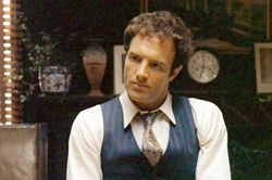 Tài tử đóng vai Sonny Corleone trong 'Bố già' qua đời ở tuổi 82