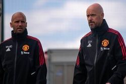 Ten Hag đang nếm trải cơn đau đầu của Sir Alex trước đây vì Ronaldo