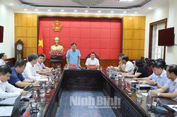 UBND tỉnh làm việc với Đoàn công tác của Bộ Nông nghiệp và Phát triển nông thôn về Dự án nâng cấp cụm công trình thủy lợi Nam sông Vân
