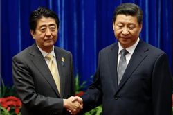 Ông Abe Shinzo và mối quan hệ đặc biệt với Trung, Hàn, Mỹ
