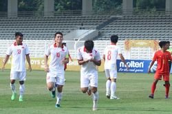 Thái Lan 'lạc nhịp', U19 Việt Nam 'thở phào'