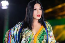 Cindy Thái Tài tỏa sáng trong Tuần lễ thời trang trẻ em Việt Nam