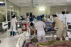 8 người ngộ độc sau bữa ăn tối