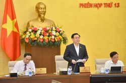 Ủy ban Thường vụ Quốc hội khai mạc phiên họp thứ 13