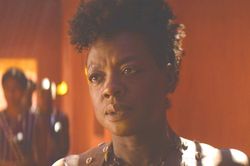 Tượng vàng Oscar - Viola Davis thống lĩnh đội quân nữ chiến binh quả cảm trong phim mới